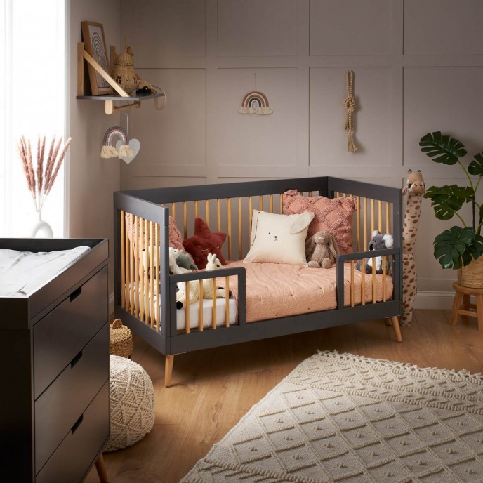 Obaby Cotbed Maya Slate with Natural Obaby Cotbed Maya Slate with Natural