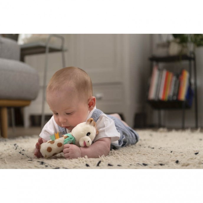 Sophie La Girafe Soft Plush Squeaking Rattle Sophie La Girafe Soft Plush Squeaking Rattle