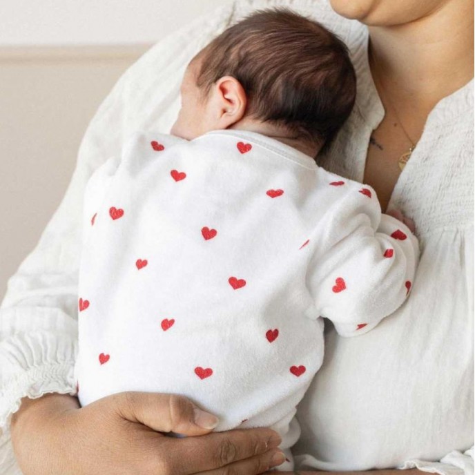 TKS Babygrow Velour 0m Red Hearts TKS Babygrow Velour 0m Red Hearts