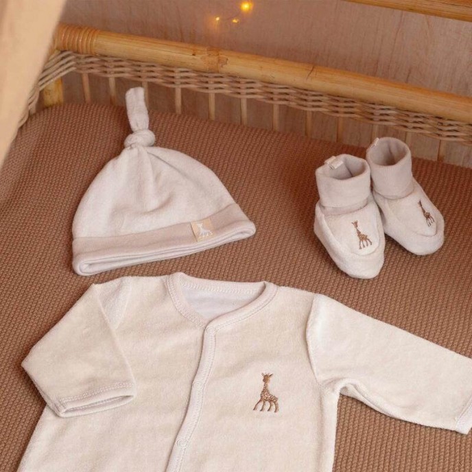 TKS Newborn Set 3pc Sophie la Girafe Sand TKS Newborn Set 3pc Sophie la Girafe Sand