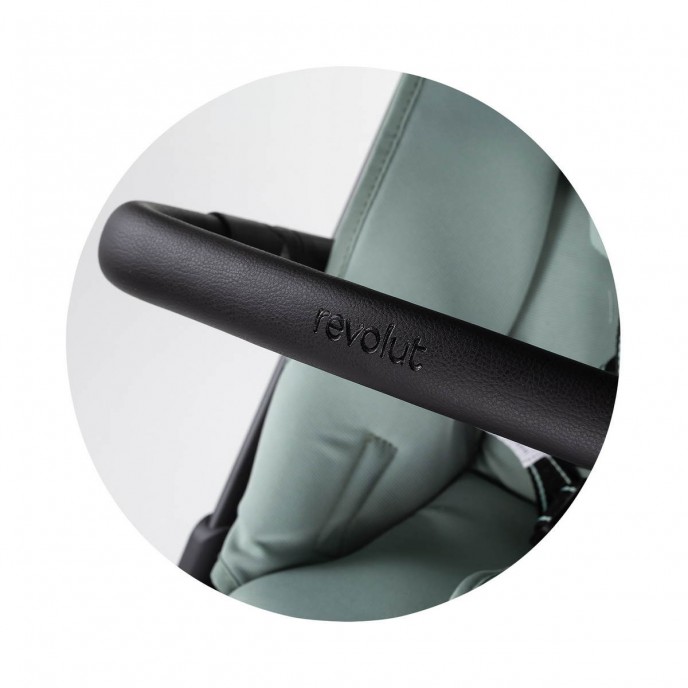 Chipolino Stroller Revolut 360 Blackberry Chipolino Stroller Revolut 360 Blackberry
