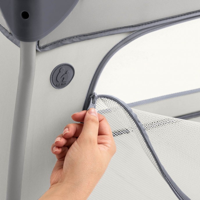 Hauck Travel Cot Sleep n Easyfold Dark Grey Hauck Travel Cot Sleep n Easyfold Dark Grey