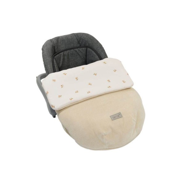 Tiny Star Carseat Footcover Cranberry Ivory Tiny Star Carseat Footcover Cranberry Ivory