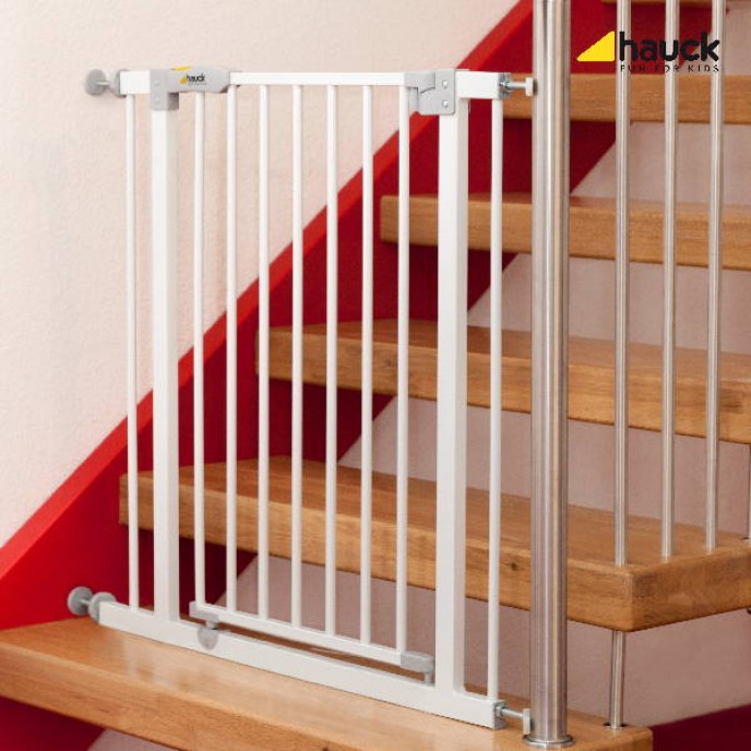 Hauck Safe Gate Y Spindle (with Rubbeised ends) Hauck Safe Gate Y Spindle (with Rubbeised ends)