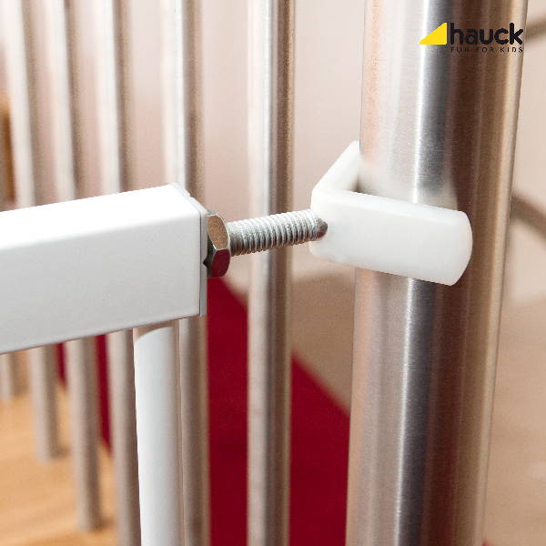 Hauck Safe Gate Y Spindle (with Rubbeised ends) Hauck Safe Gate Y Spindle (with Rubbeised ends)