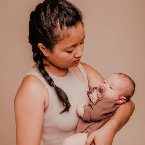 Suavinex ZeroZero Soother 0/6m Almond Suavinex ZeroZero Soother 0/6m Almond