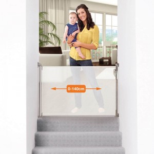 Dreambaby Retractable Gate White Dreambaby Retractable Gate White
