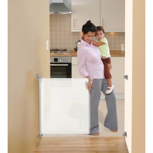 Dreambaby Retractable Gate White Dreambaby Retractable Gate White