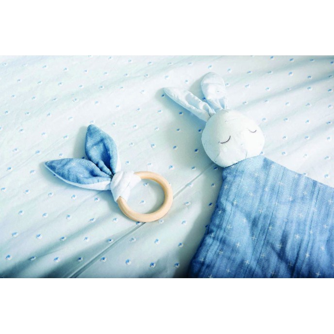 Nattou Wooden Teethring Pure Cotton Blue Nattou Wooden Teethring Pure Cotton Blue