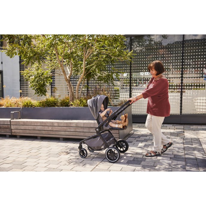 Hauck Travel System Move n Care Set Dark Grey Hauck Travel System Move n Care Set Dark Grey