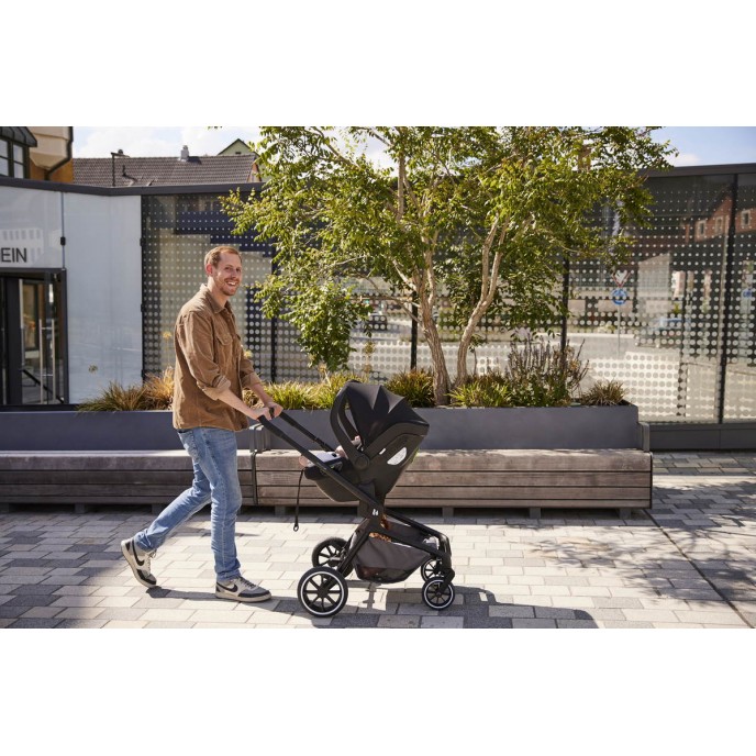 Hauck Travel System Move n Care Set Dark Grey Hauck Travel System Move n Care Set Dark Grey