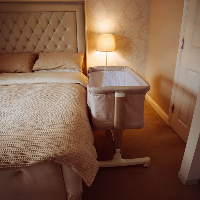 Red Kite Co-Sleeping Crib Rockabye Oatmeal