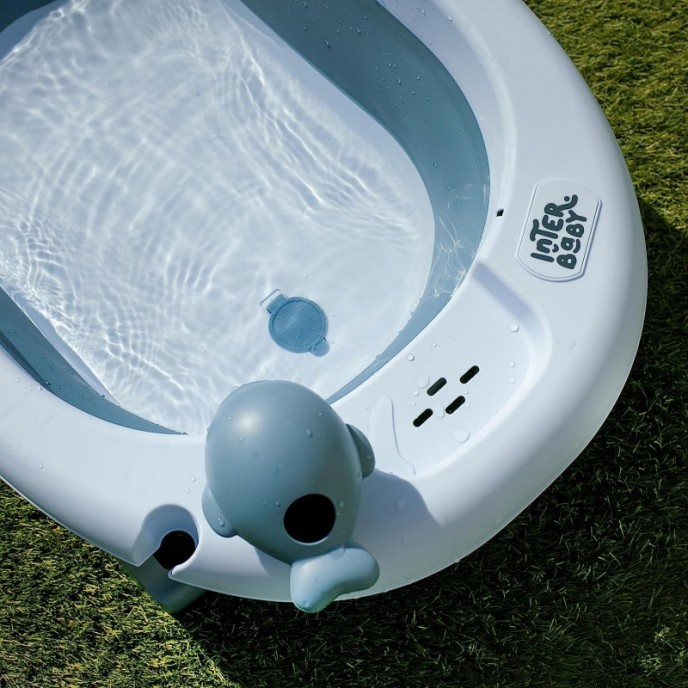 Interbaby Foldable Bath and Rinse Cup Green Interbaby Foldable Bath and Rinse Cup Green